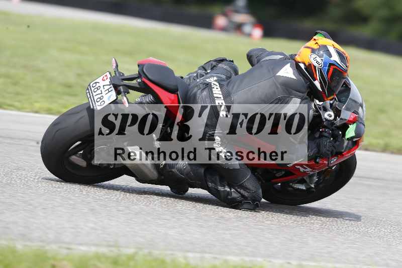 /41 06.08.2025 FREERIDE Training ADR/Gruppe M/61